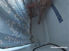 Caught my roommate on my new spycam in the shower! 19yo filipino teen shaves her pussy!